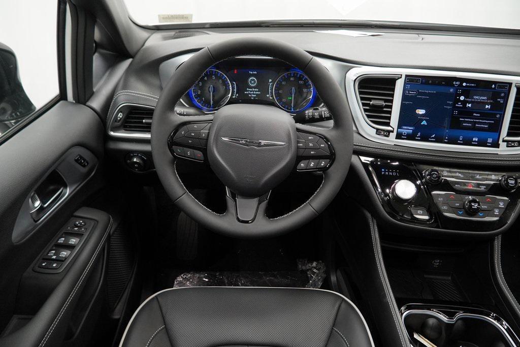 new 2026 Chrysler Pacifica car, priced at $50,810