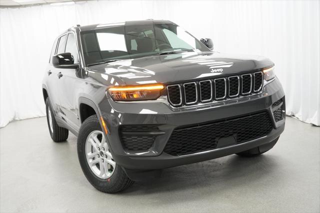 new 2025 Jeep Grand Cherokee car, priced at $33,925