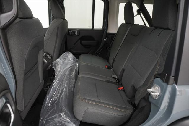 new 2025 Jeep Wrangler car, priced at $47,465