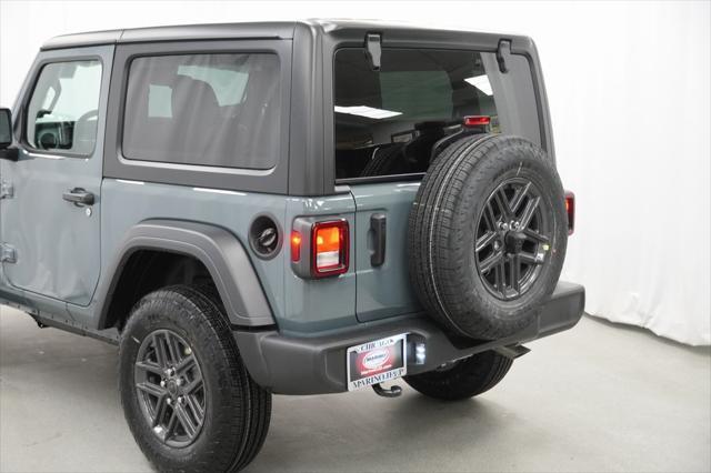 new 2025 Jeep Wrangler car, priced at $37,975