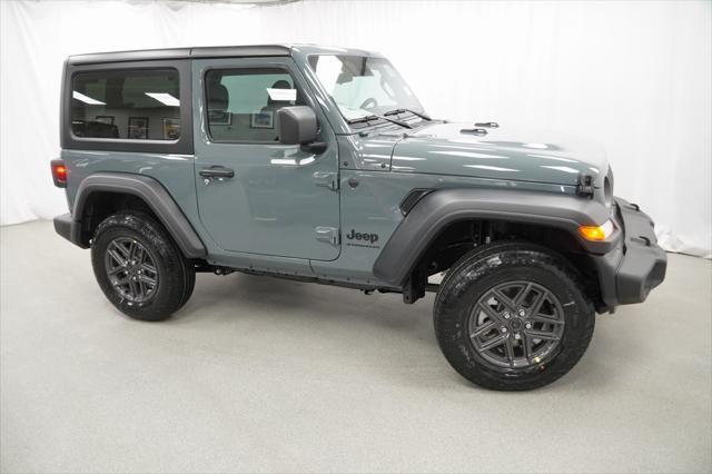 new 2025 Jeep Wrangler car, priced at $37,975