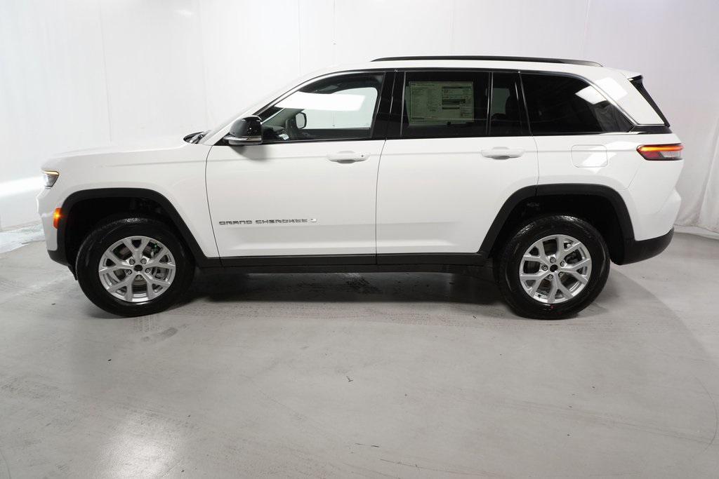 used 2023 Jeep Grand Cherokee car, priced at $32,394