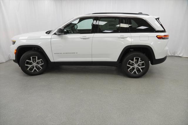 new 2025 Jeep Grand Cherokee car, priced at $41,165