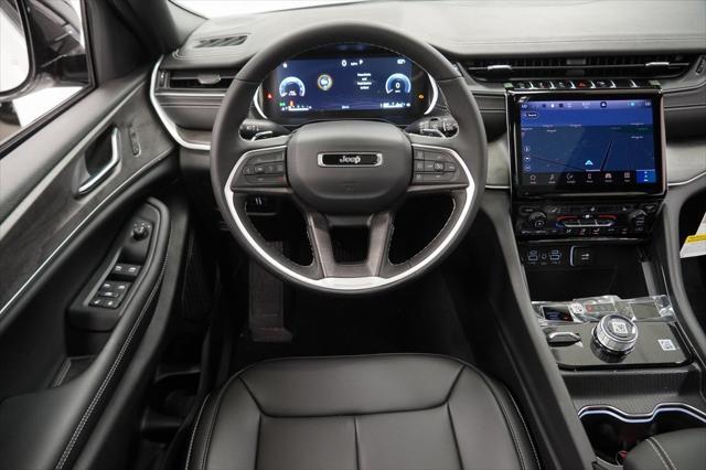 new 2025 Jeep Grand Cherokee car, priced at $41,165