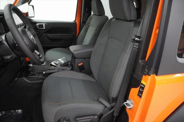 new 2025 Jeep Wrangler car, priced at $38,875