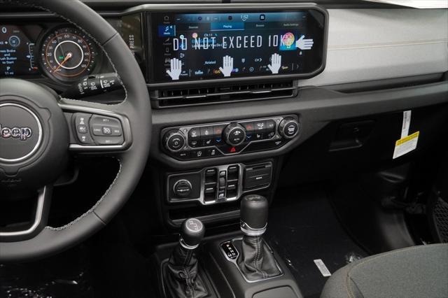 new 2025 Jeep Wrangler car, priced at $47,875