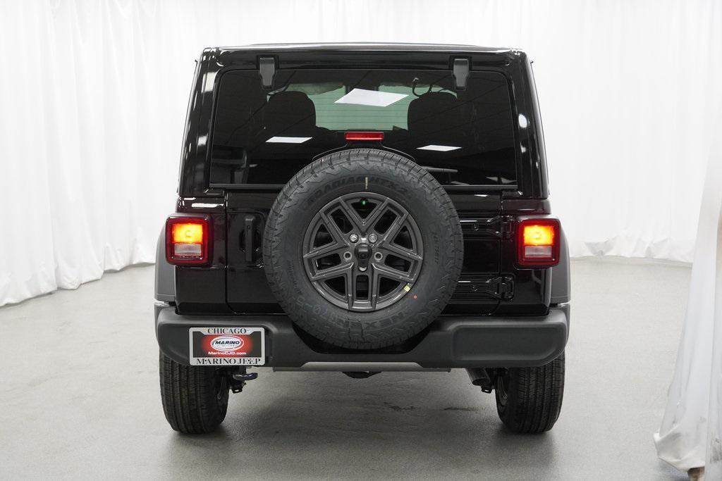 new 2025 Jeep Wrangler car, priced at $46,875