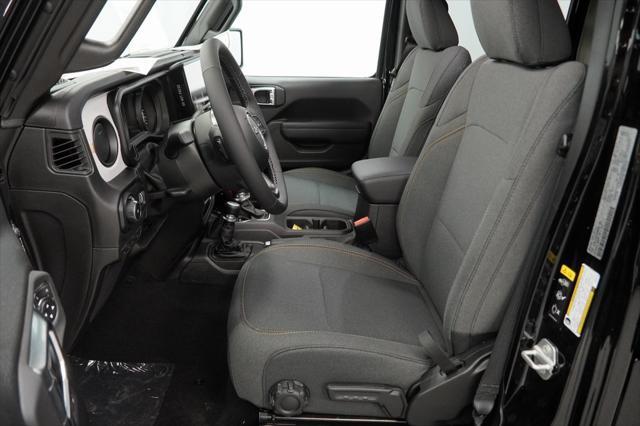 new 2025 Jeep Wrangler car, priced at $47,875