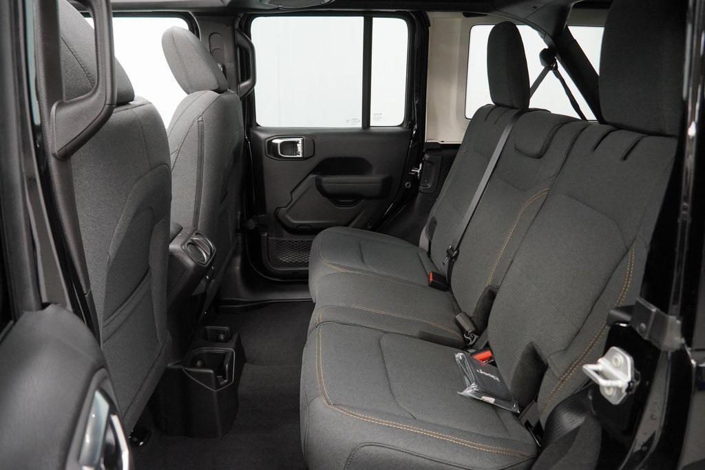 new 2025 Jeep Wrangler car, priced at $46,875
