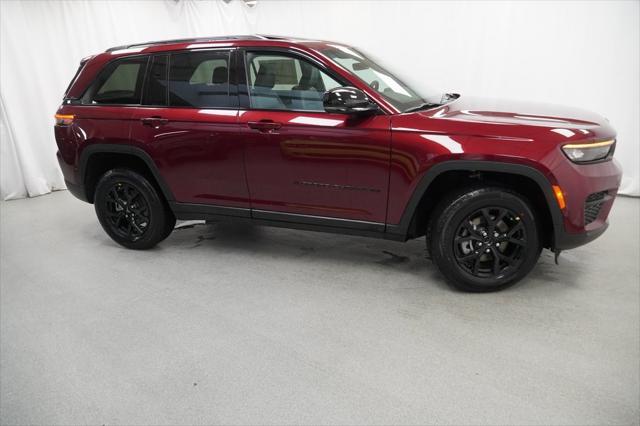 new 2025 Jeep Grand Cherokee car, priced at $39,030