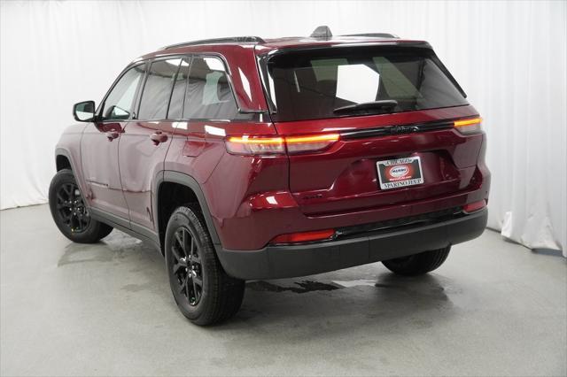 new 2025 Jeep Grand Cherokee car, priced at $39,030