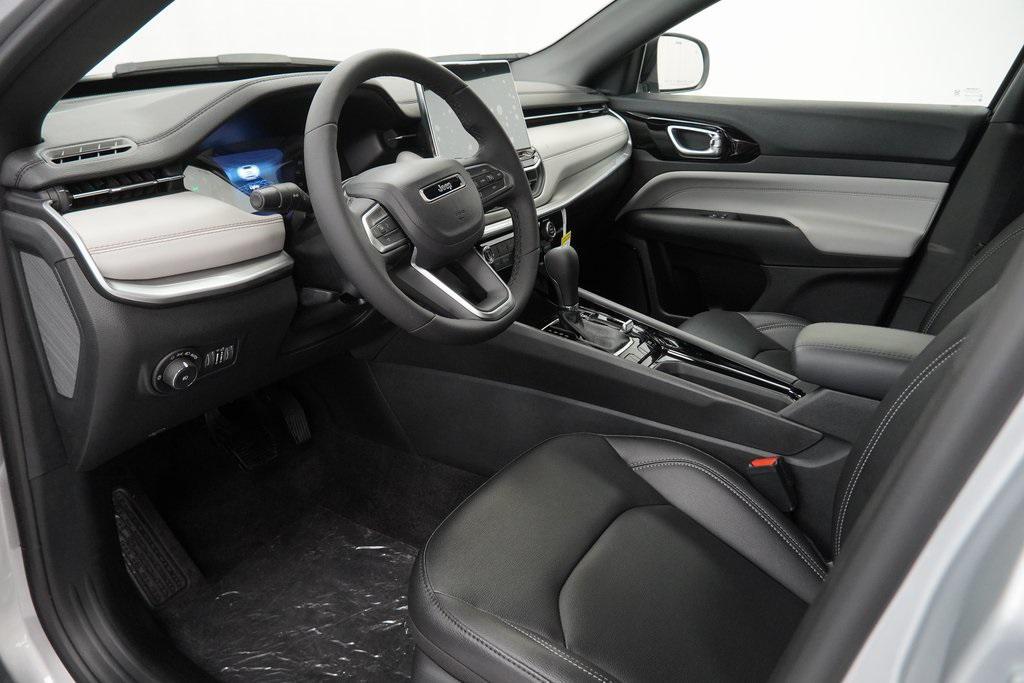 new 2026 Jeep Compass car, priced at $31,625