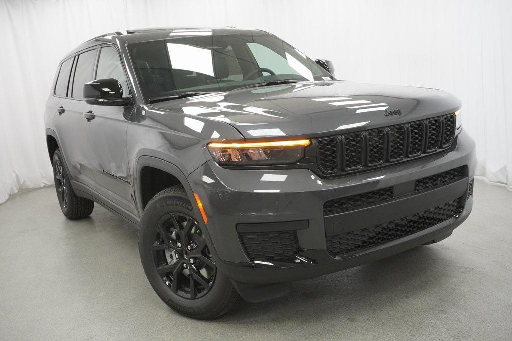 new 2025 Jeep Grand Cherokee L car, priced at $41,230
