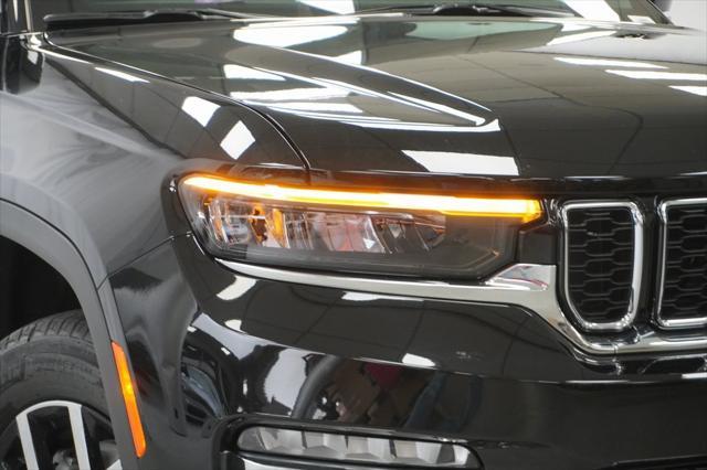 new 2025 Jeep Grand Cherokee car, priced at $42,755