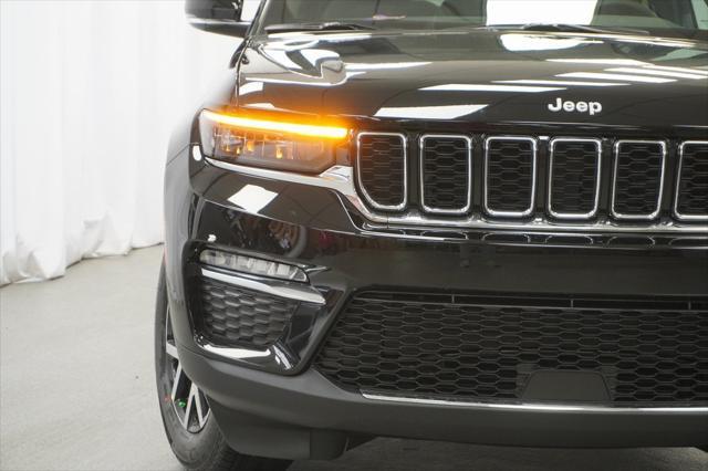 new 2025 Jeep Grand Cherokee car, priced at $42,755