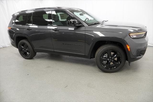 new 2024 Jeep Grand Cherokee L car, priced at $42,175