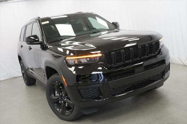 new 2024 Jeep Grand Cherokee L car, priced at $42,675