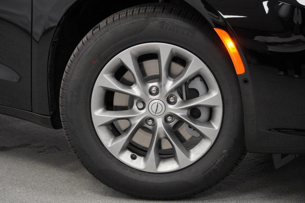 new 2026 Chrysler Pacifica car, priced at $43,165