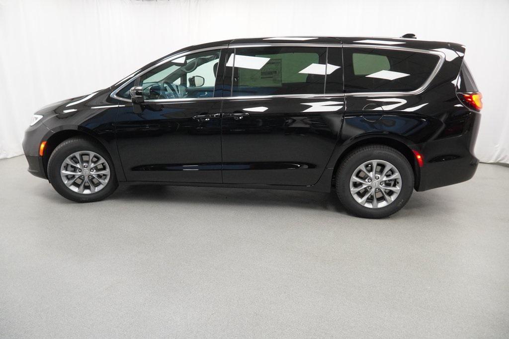 new 2026 Chrysler Pacifica car, priced at $43,165