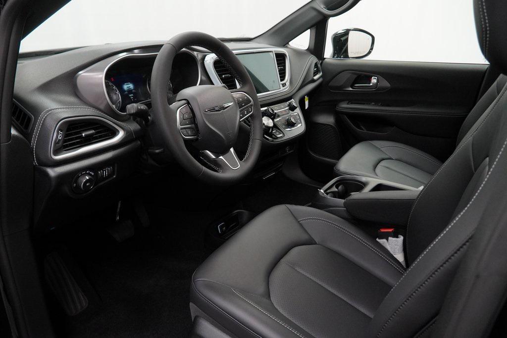 new 2026 Chrysler Pacifica car, priced at $43,165
