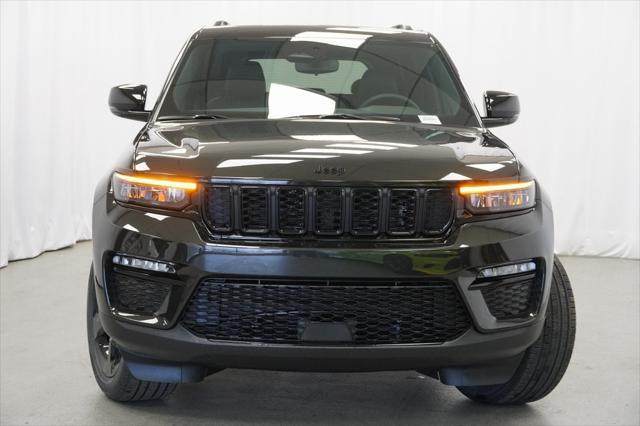 new 2024 Jeep Grand Cherokee car, priced at $47,015