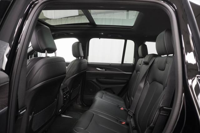 new 2025 Jeep Grand Cherokee car, priced at $47,410