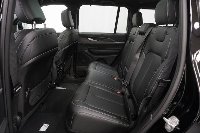 new 2025 Jeep Grand Cherokee car, priced at $47,410