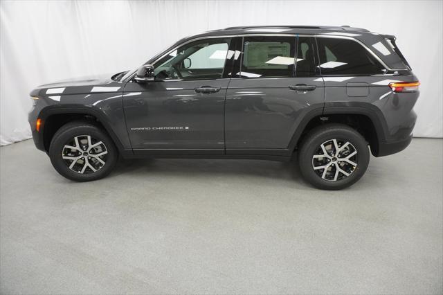 new 2025 Jeep Grand Cherokee car, priced at $41,760