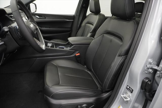 new 2025 Jeep Grand Cherokee car, priced at $41,760