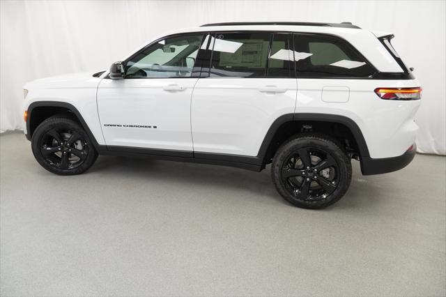 new 2025 Jeep Grand Cherokee car, priced at $44,440