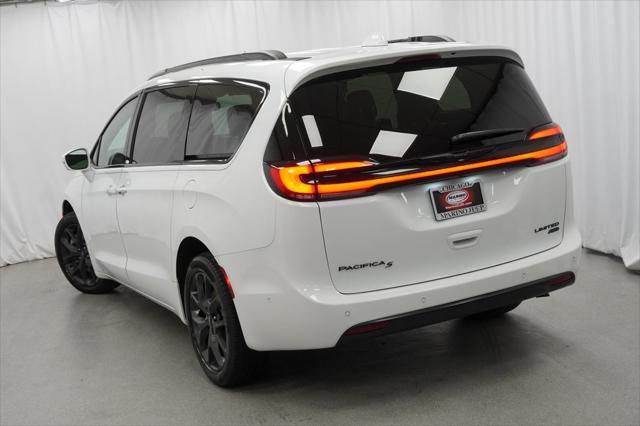 used 2022 Chrysler Pacifica car, priced at $36,494