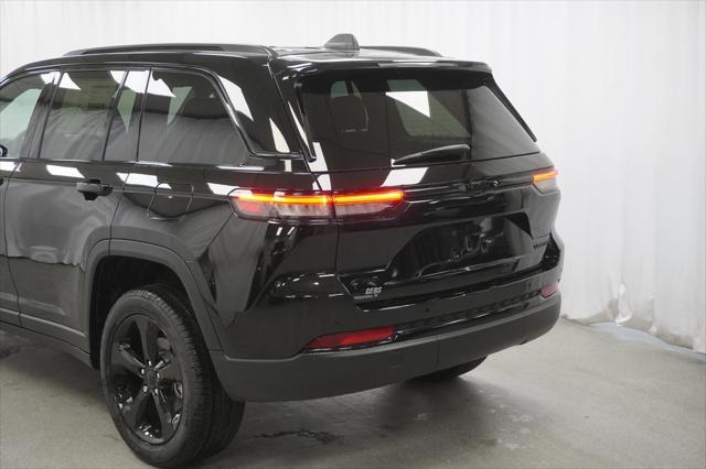 new 2025 Jeep Grand Cherokee car, priced at $46,280