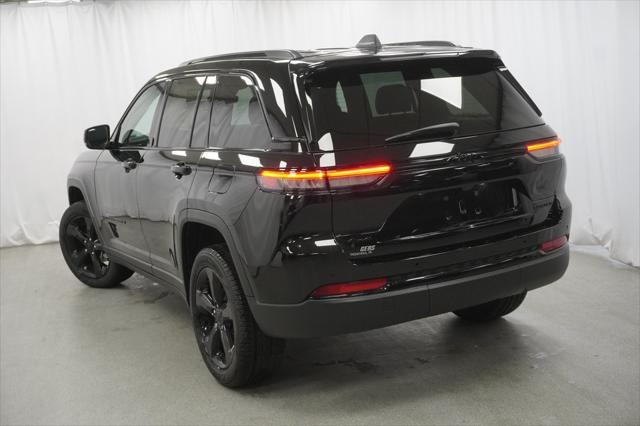 new 2025 Jeep Grand Cherokee car, priced at $46,280