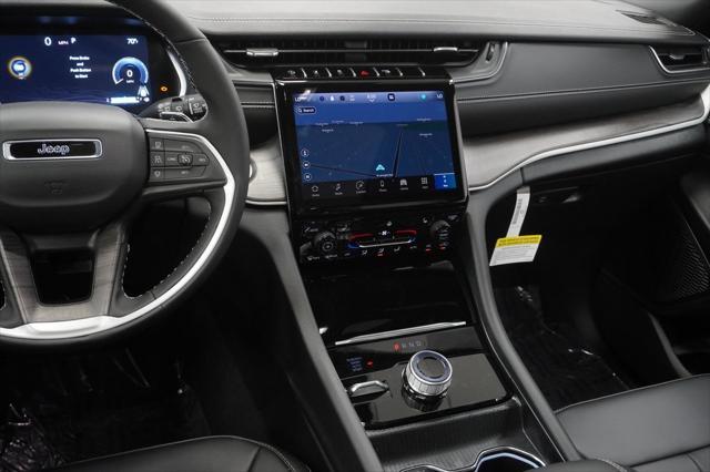 new 2025 Jeep Grand Cherokee car, priced at $46,280