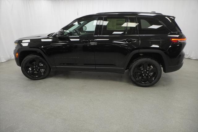 new 2025 Jeep Grand Cherokee car, priced at $46,280