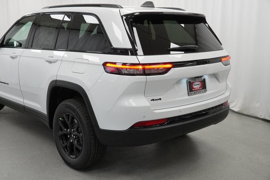 new 2025 Jeep Grand Cherokee car, priced at $38,885