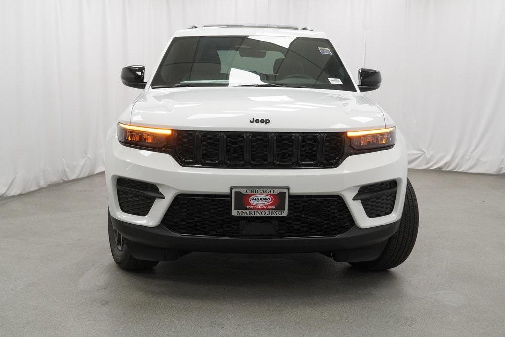 new 2025 Jeep Grand Cherokee car, priced at $38,885