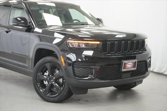 new 2025 Jeep Grand Cherokee car, priced at $41,375