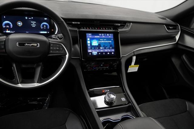 new 2025 Jeep Grand Cherokee car, priced at $41,375