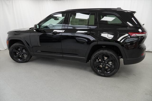 new 2025 Jeep Grand Cherokee car, priced at $41,375