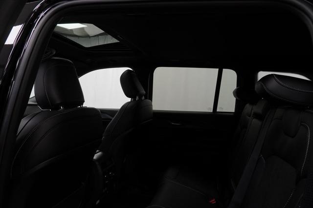 new 2025 Jeep Grand Cherokee car, priced at $41,375