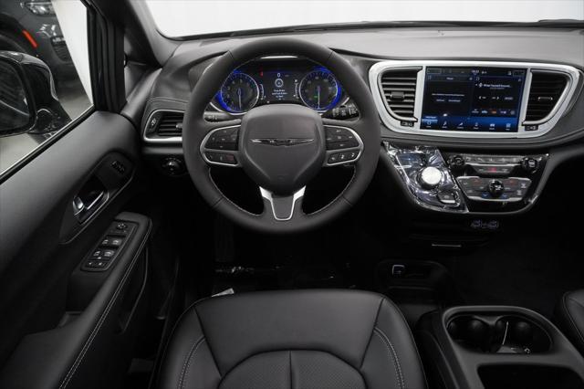 new 2025 Chrysler Pacifica car, priced at $48,110