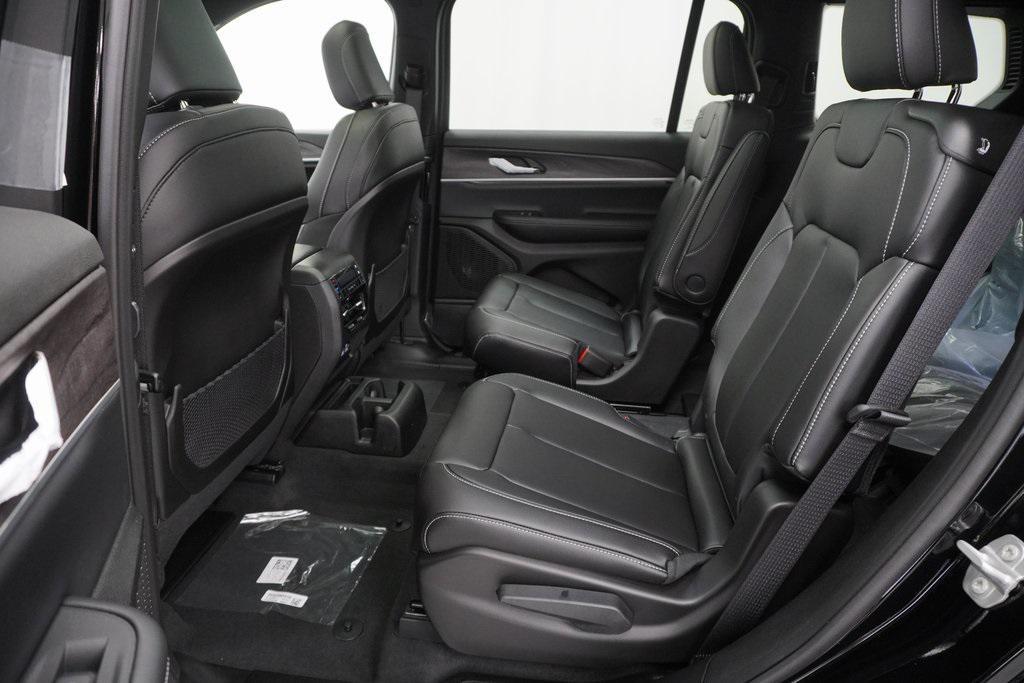 new 2025 Jeep Grand Cherokee L car, priced at $44,610