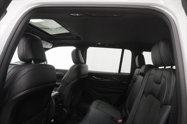 new 2025 Jeep Grand Cherokee car, priced at $39,280