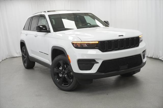 new 2025 Jeep Grand Cherokee car, priced at $39,280