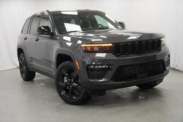 new 2025 Jeep Grand Cherokee car, priced at $44,535