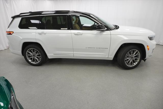 new 2025 Jeep Grand Cherokee L car, priced at $52,555