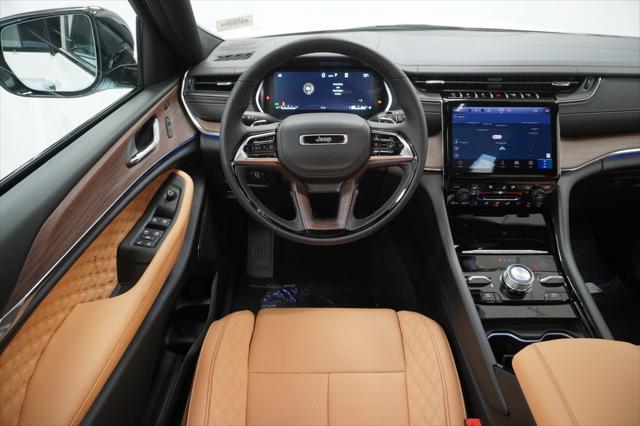 new 2025 Jeep Grand Cherokee L car, priced at $52,555