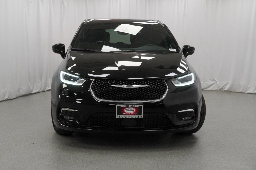 new 2026 Chrysler Pacifica car, priced at $38,140