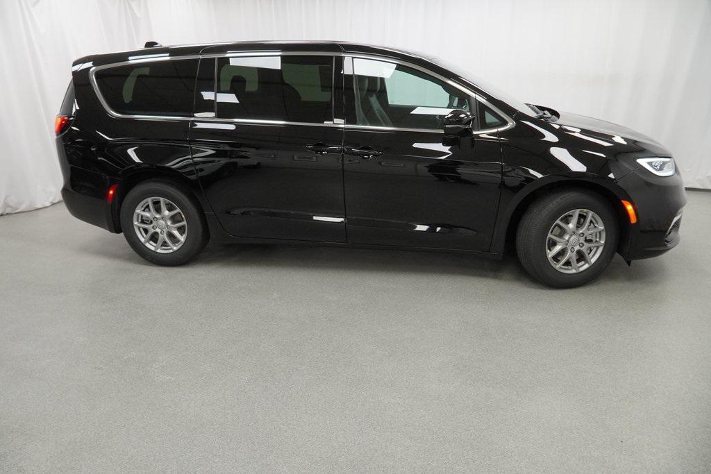 new 2026 Chrysler Pacifica car, priced at $38,140